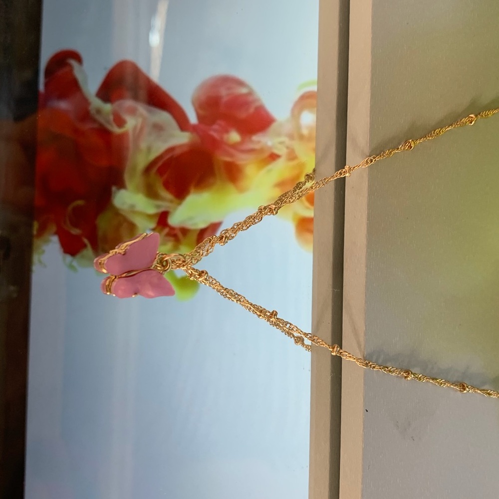 Butterfly necklaces - Picture 4 of 6